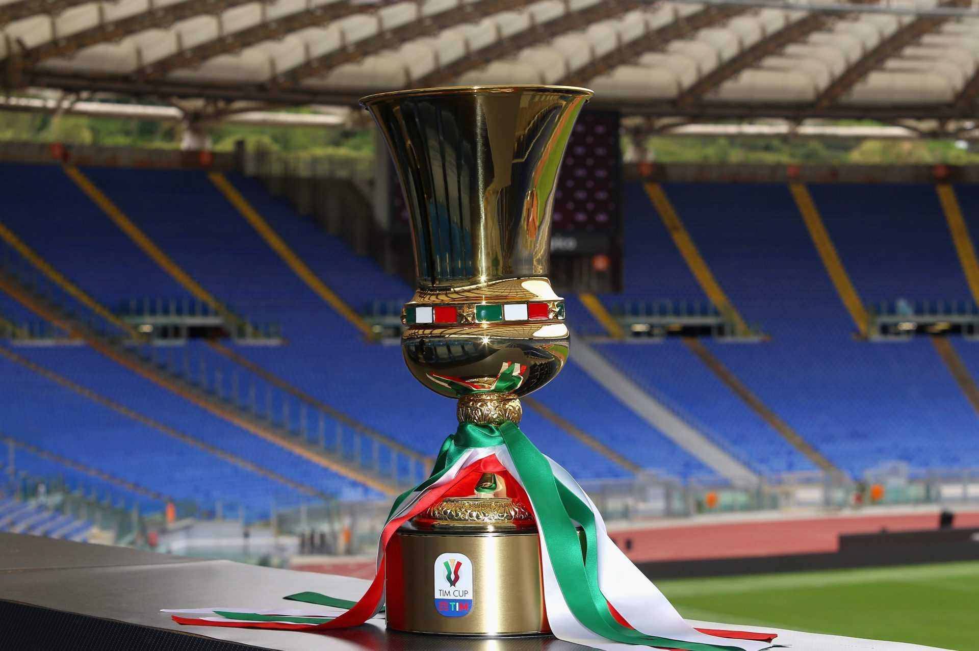 Coppa Italia, il Bari annienta l’Hellas Verona