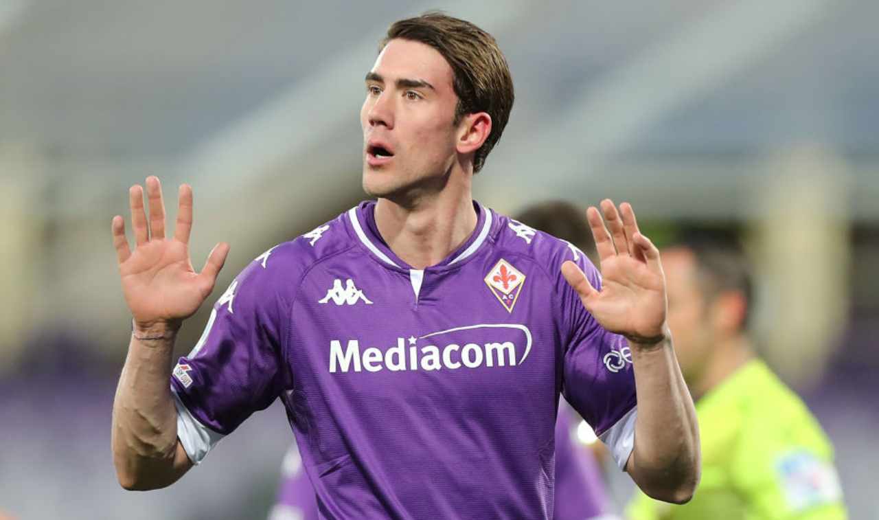 Fiorentina, la Juventus prepara una maxi-offerta per Vlahovic