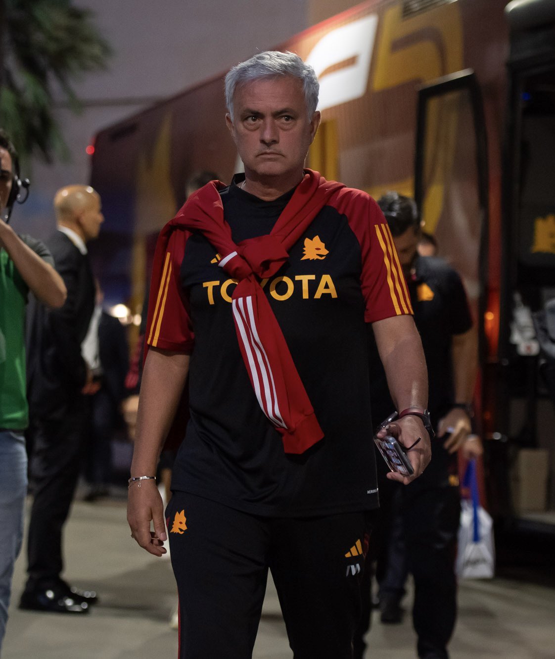 Roma, ingaggi stellari e sconfitte: Mourinho sfata il paradosso?