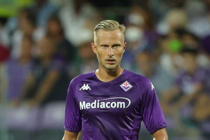Fiorentina, c'è Barak in uscita: duello tra Cagliari e Torino