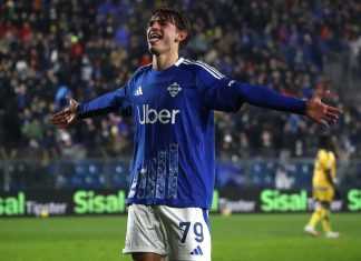 Como, guerriglia europea per Nico Paz: Arsenal e Real Madrid in uno stallo di calciomercato Nico Paz