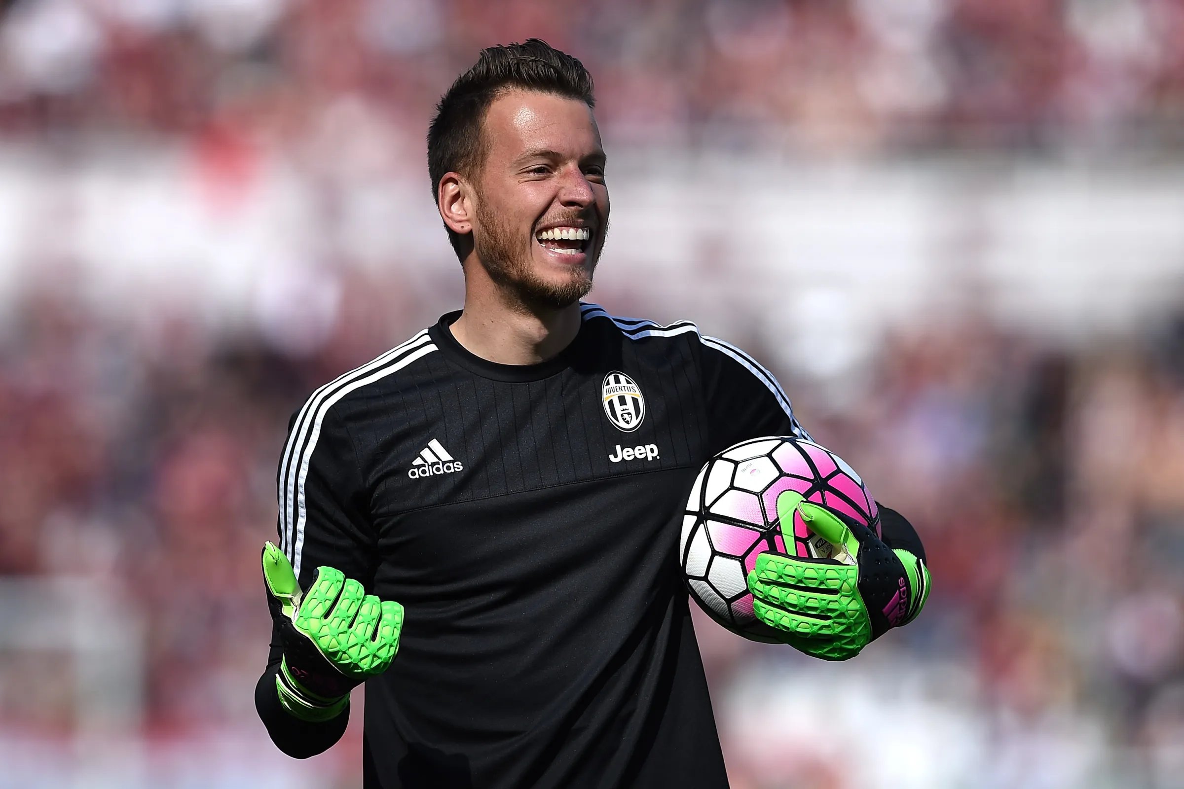 Emergenza porta Juventus: Neto dal mercato degli svincolati?